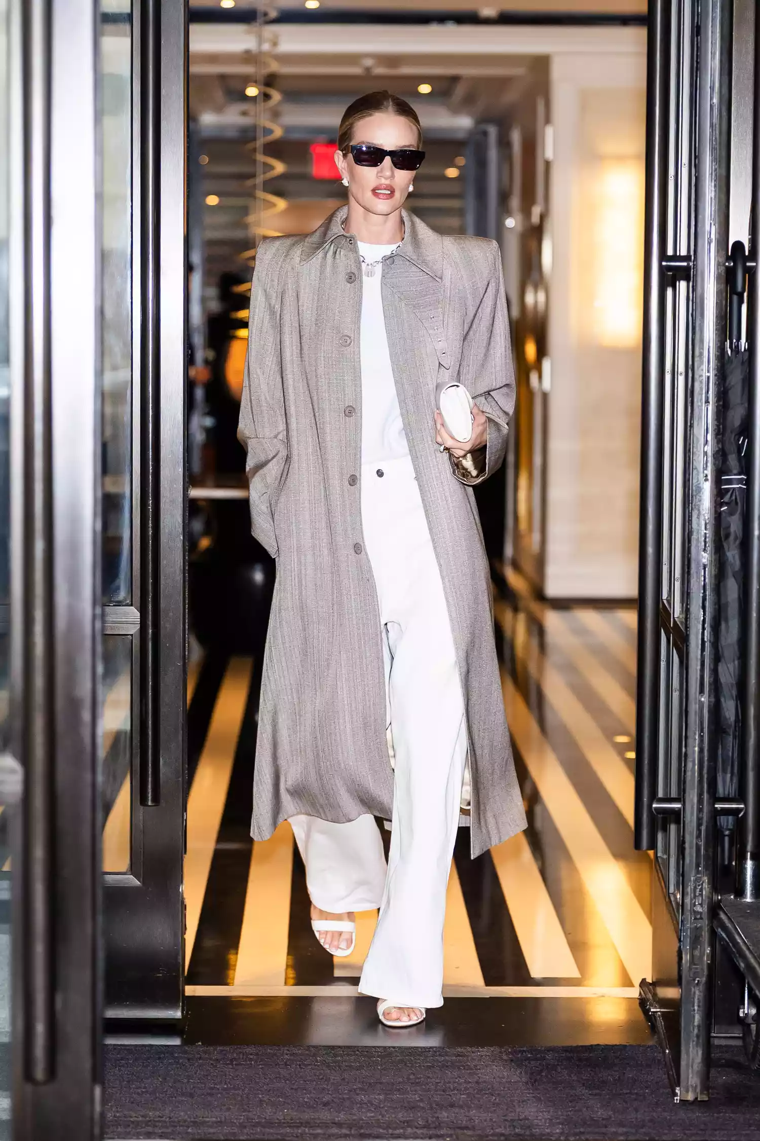 Rosie Huntington-Whiteley attends a public event in London