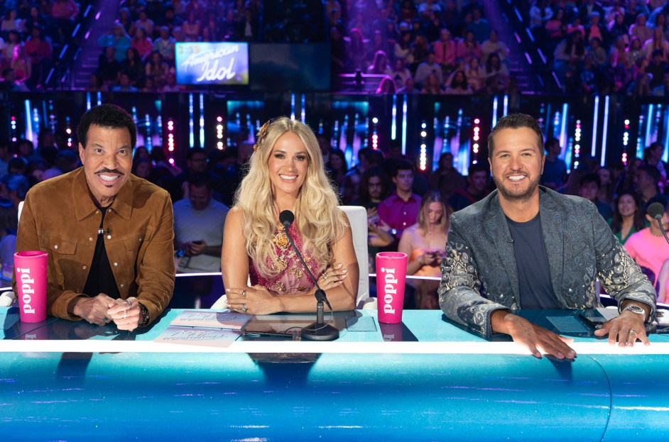Abi Carter performing on American Idol season 23