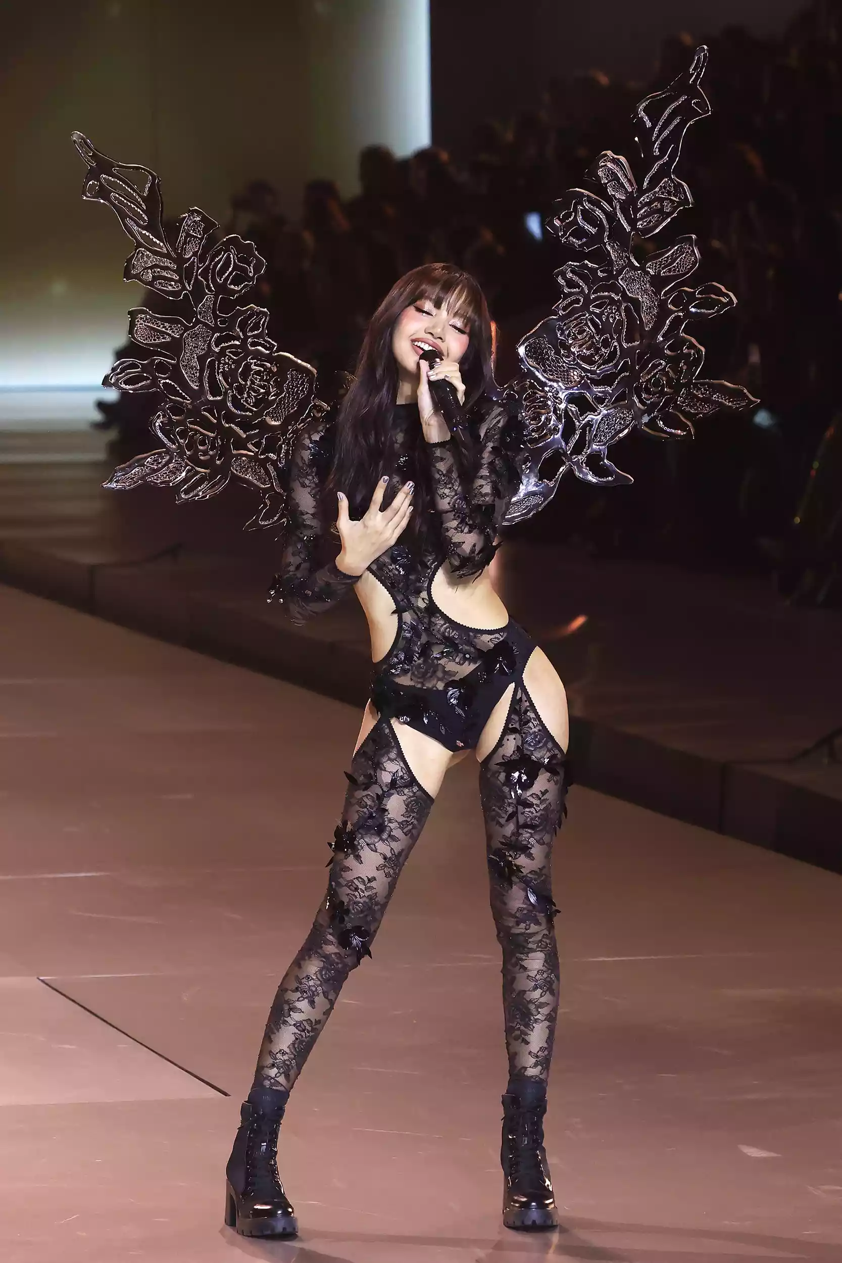 Lisa stuns in a Louis Vuitton ensemble at the 2025 Met Gala, making her debut on fashion’s biggest stage. Her look captures the elegance and energy of BLACKPINK's Lisa at the Met Gala.