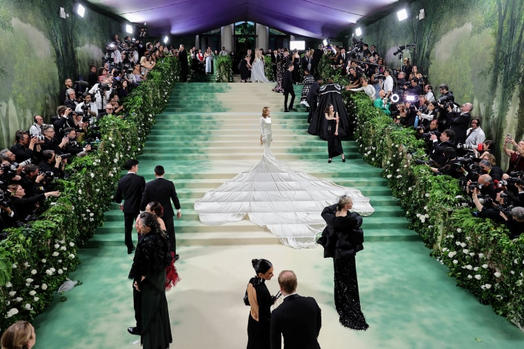 Tom Ford inspired Met Gala tailoring on the red carpet