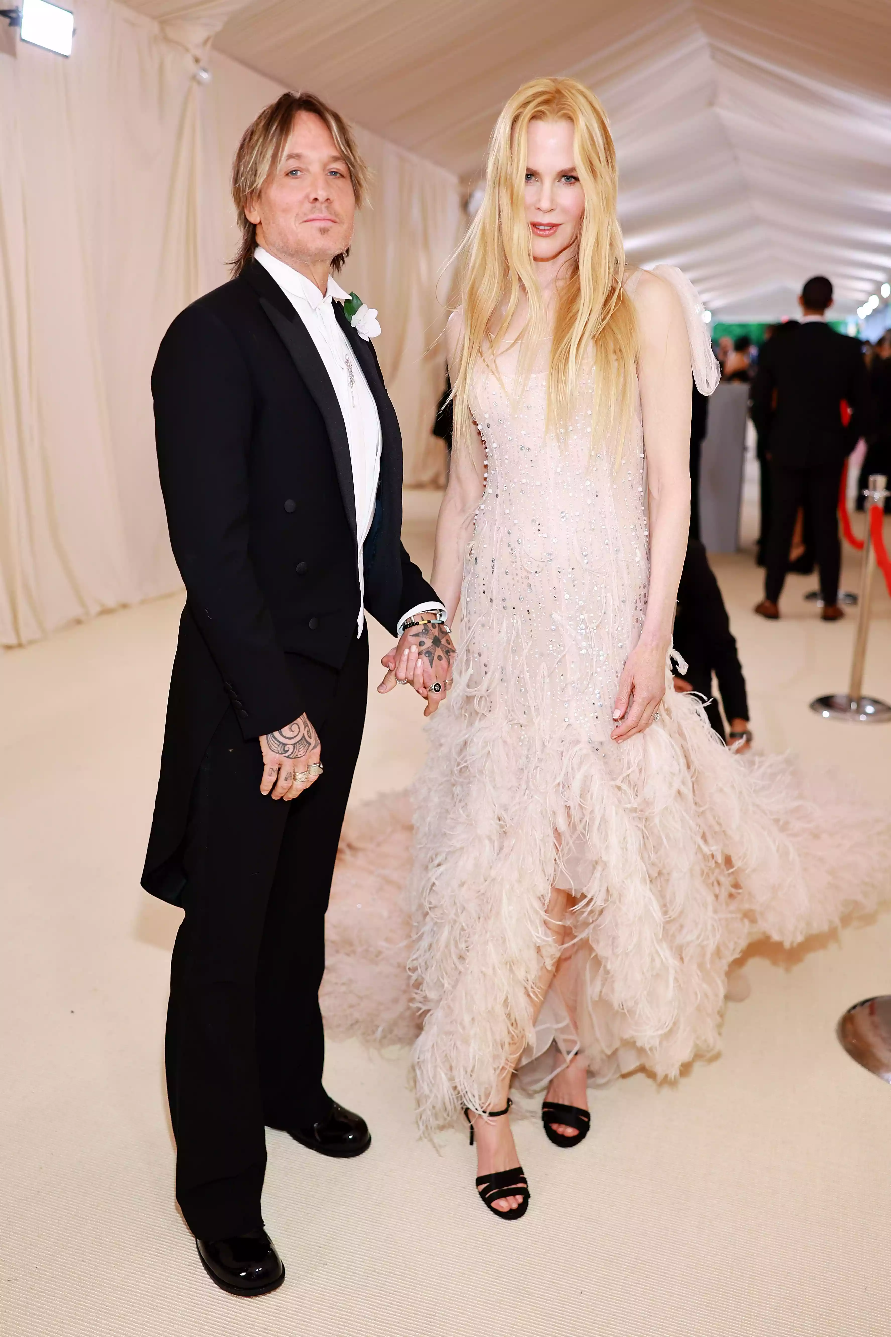 Nicole Kidman debuts her new look at the 2025 Met Gala