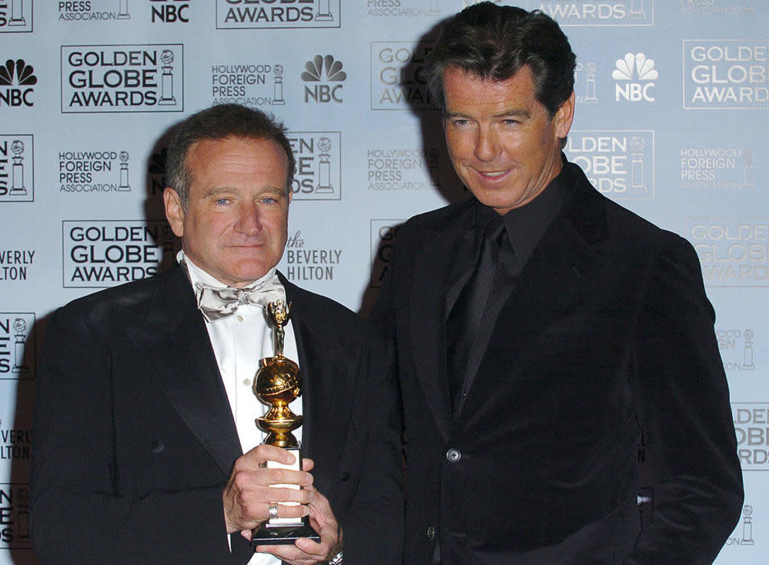 Pierce Brosnan and Robin Williams in Mrs. Doubtfire
