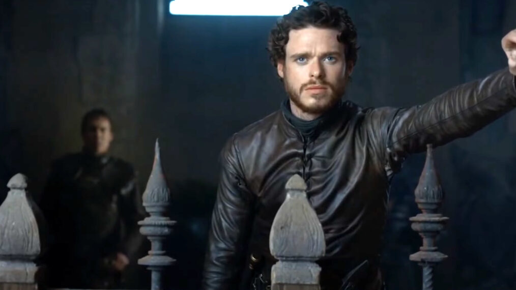 Epic 'Game of Thrones' battle scene featuring Jon Snow and Ramsay Bolton - best Game of Thrones moment