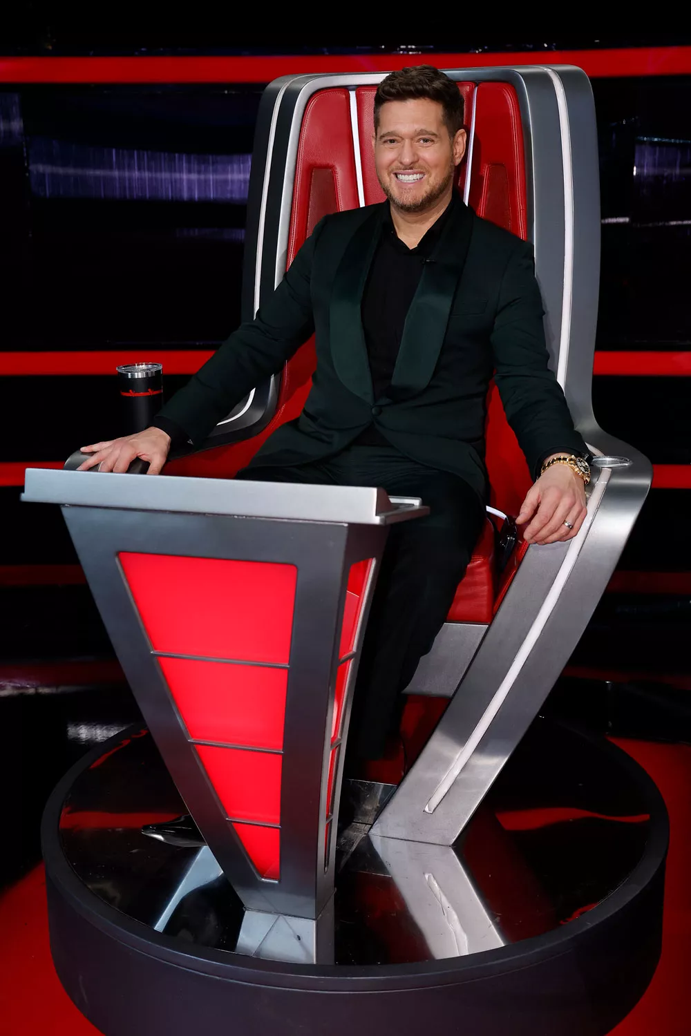 Michael Bublé coaches The Voice contestants