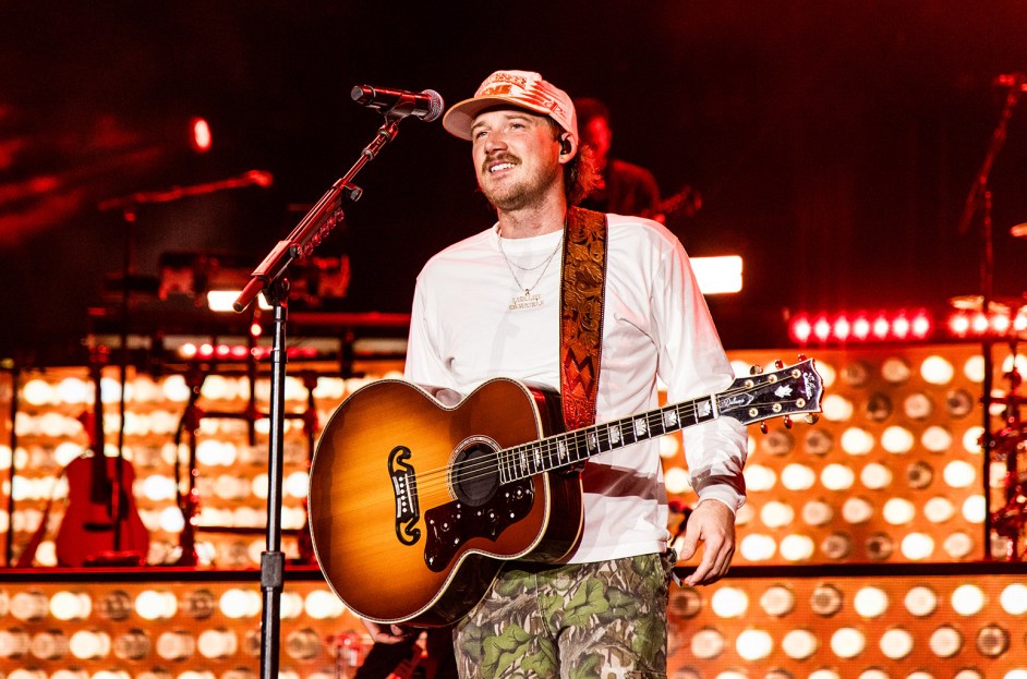 Morgan Wallen performing live at his album preview party – morgan wallen new album