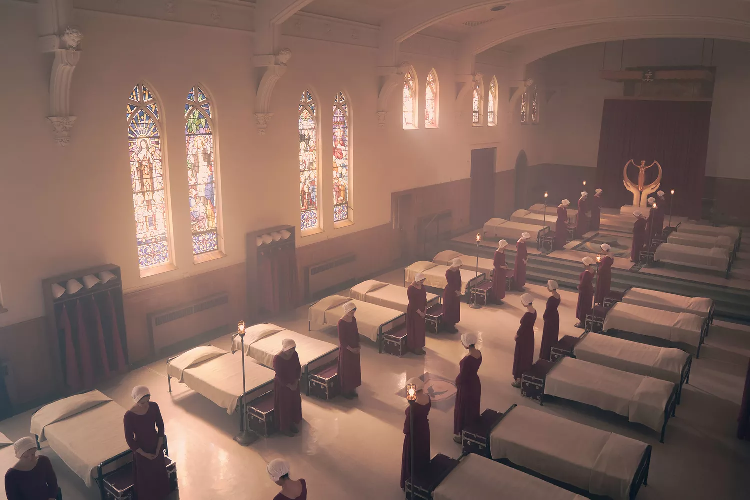 June, Moira, and Aunt Lydia confront their destinies in the handmaid season 6