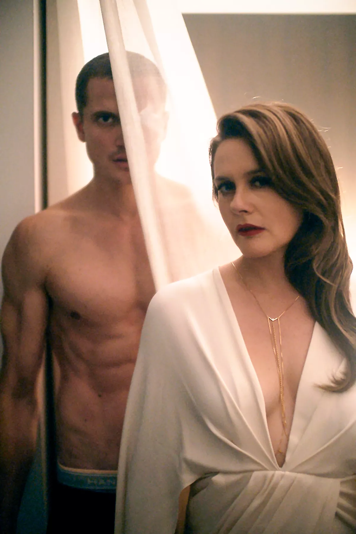 Alicia Silverstone in Pretty Thing