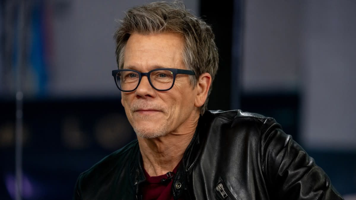 Kevin Bacon as Hub Halloran in The Bondsman, featured in Amazon Prime news
