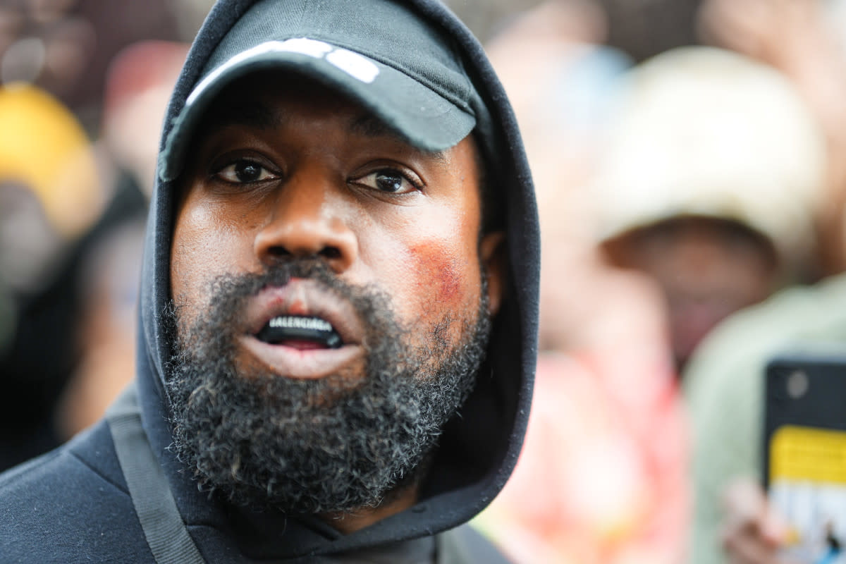 Kanye news: crowd at a canceled Kanye West concert, fans looking disappointed